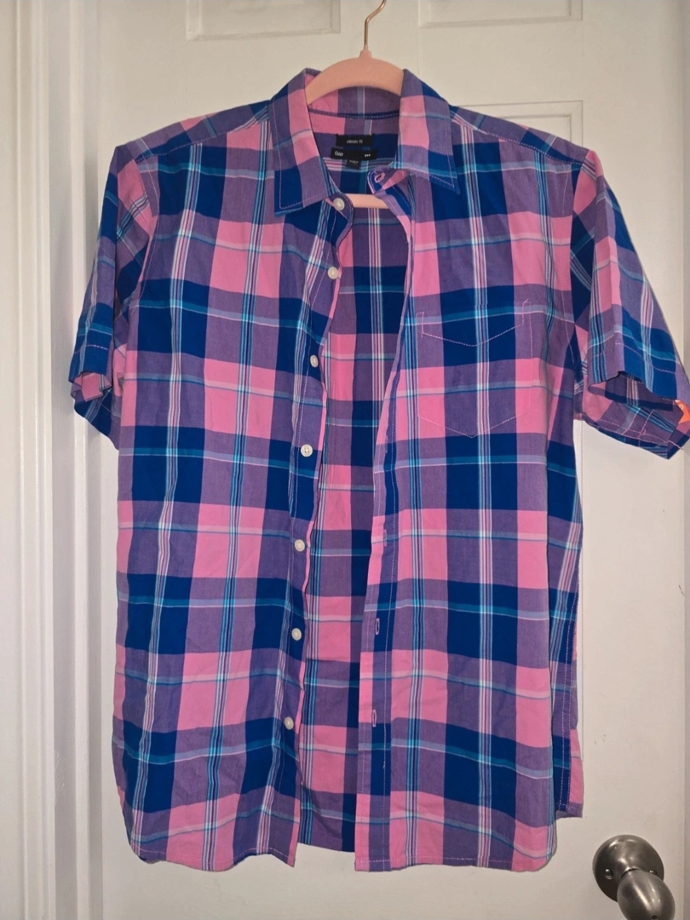 GAP Men's Short-Sleeve Plaid Button-Down - Pink & Blue